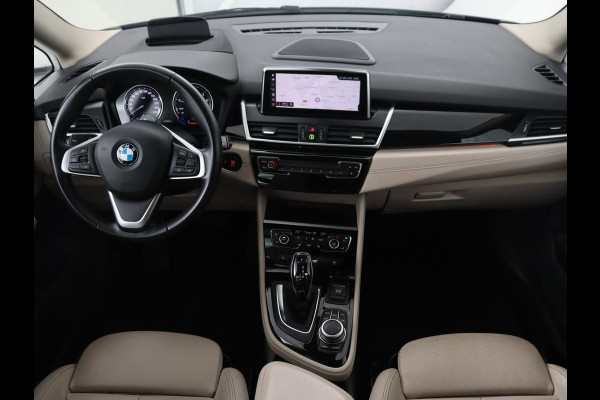 BMW 2 Serie Gran Tourer 218i High Executive Edition | 7-persoons | Automaat | Camera | Sfeerverlichting | Carplay | Cruise Control | Stoelverwarming | LED | Leder | Climate controle