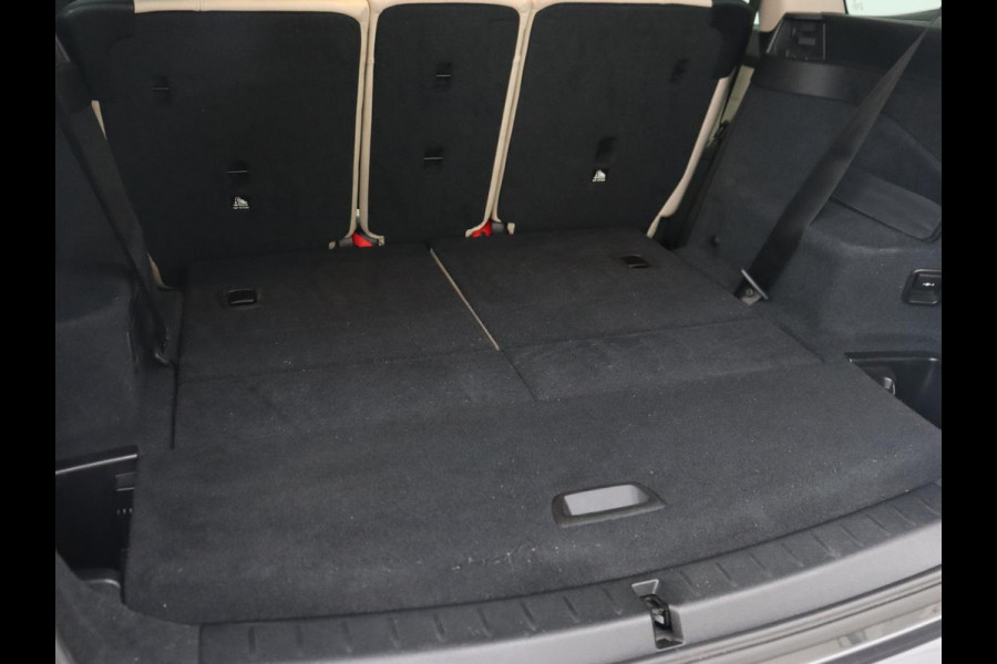 BMW 2 Serie Gran Tourer 218i High Executive Edition | 7-persoons | Automaat | Camera | Sfeerverlichting | Carplay | Cruise Control | Stoelverwarming | LED | Leder | Climate controle