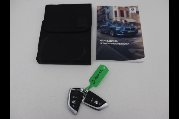 BMW 2 Serie Gran Tourer 218i High Executive Edition | 7-persoons | Automaat | Camera | Sfeerverlichting | Carplay | Cruise Control | Stoelverwarming | LED | Leder | Climate controle