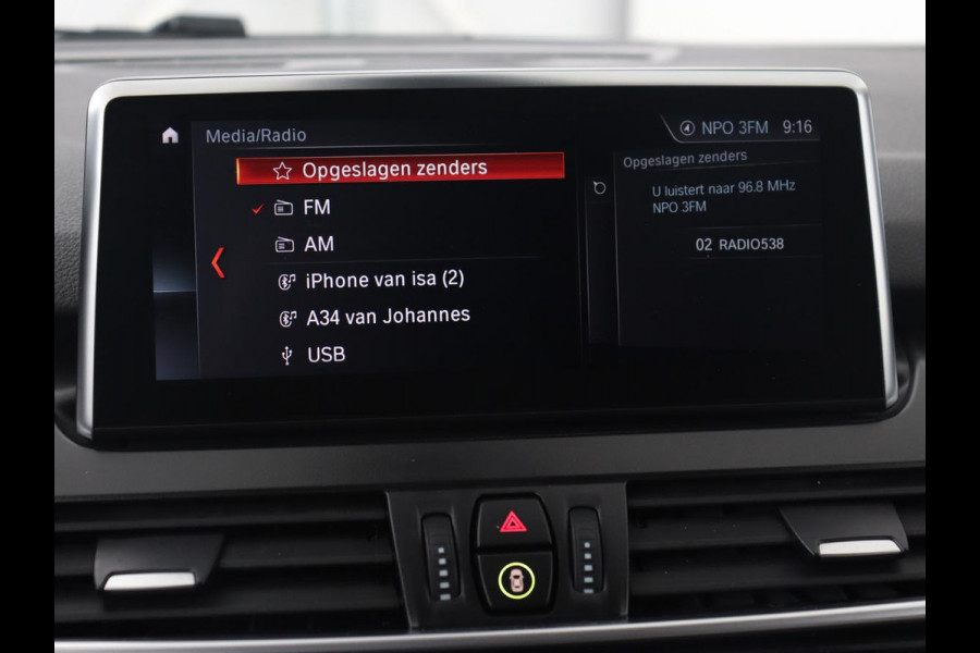BMW 2 Serie Gran Tourer 218i High Executive Edition | 7-persoons | Automaat | Camera | Sfeerverlichting | Carplay | Cruise Control | Stoelverwarming | LED | Leder | Climate controle