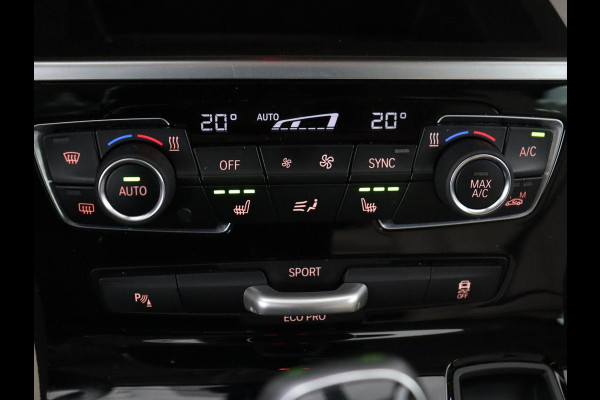 BMW 2 Serie Gran Tourer 218i High Executive Edition | 7-persoons | Automaat | Camera | Sfeerverlichting | Carplay | Cruise Control | Stoelverwarming | LED | Leder | Climate controle