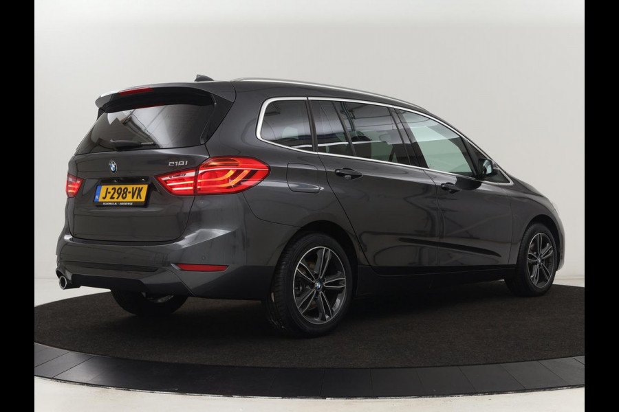 BMW 2 Serie Gran Tourer 218i High Executive Edition | 7-persoons | Automaat | Camera | Sfeerverlichting | Carplay | Cruise Control | Stoelverwarming | LED | Leder | Climate controle