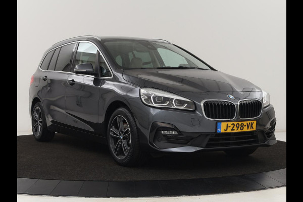 BMW 2 Serie Gran Tourer 218i High Executive Edition | 7-persoons | Automaat | Camera | Sfeerverlichting | Carplay | Cruise Control | Stoelverwarming | LED | Leder | Climate controle