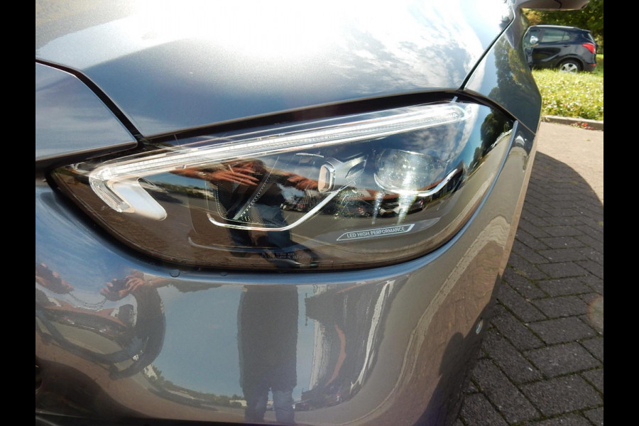 Mercedes-Benz C-Klasse Estate 200 AMG LINE*LED VERL*LEDER*360 CAM*NAVI*