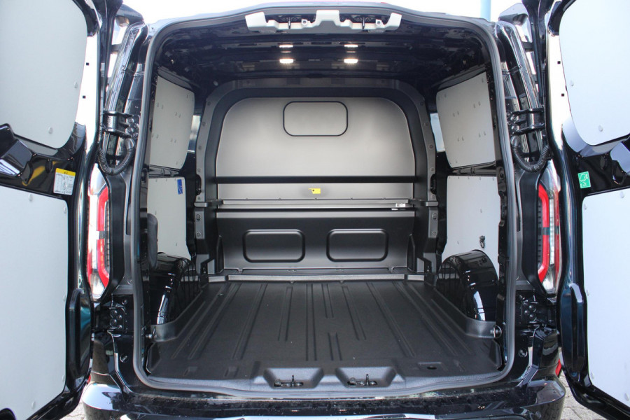 Ford Transit Custom 320 2.5 PHEV L2H1 MS-RT DC 233pk | | Dubbele Cabine | Dubbele zijschuifdeur | Inklapbare trekhaak | Navigatie systeem | Adaptieve LED koplampen met verblindingsvrij grootlicht | Bekleding zijwand en achterdeuren (volledig)