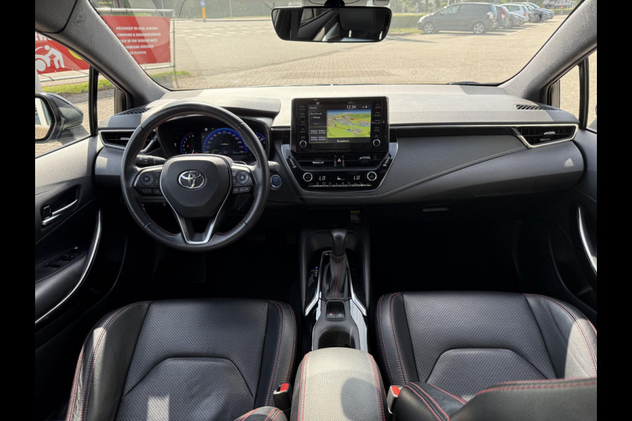 Toyota Corolla 2.0 Hybrid GR-Sport | 10 JAAR GARANTIE! | CAMERA | CARPLAY | KEYLESS |