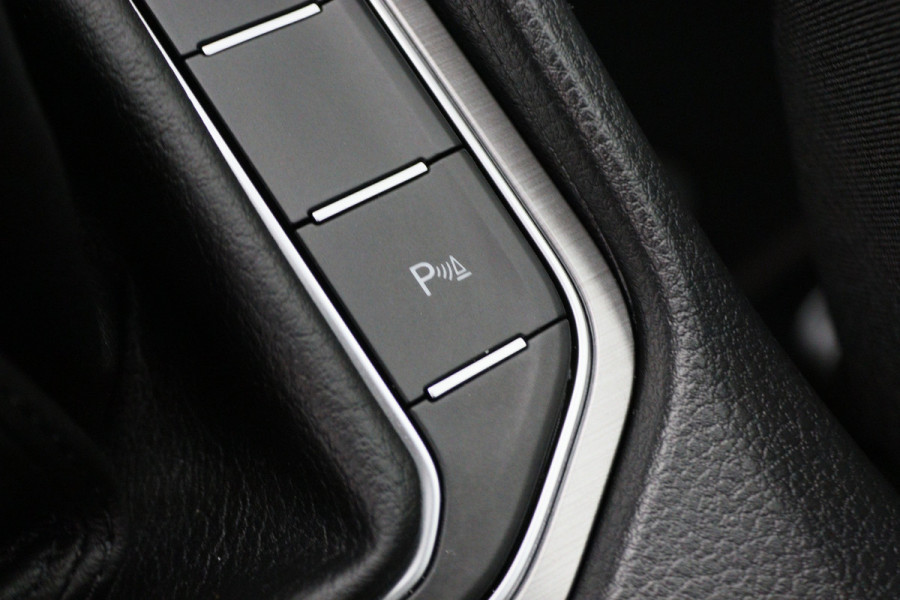 Volkswagen Golf Sportsvan 1.2 TSI Business Edition Connected