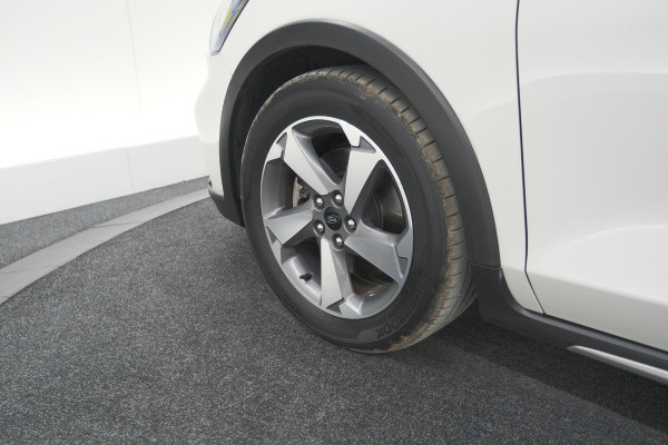 Ford Focus 1.5 EcoBoost Active Business | Lage Kilometerstand | Navigatie | Parkeersensoren | Apple Carplay
