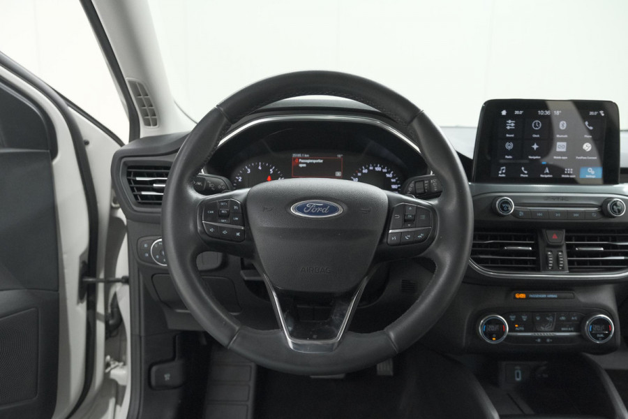 Ford Focus 1.5 EcoBoost Active Business | Lage Kilometerstand | Navigatie | Parkeersensoren | Apple Carplay