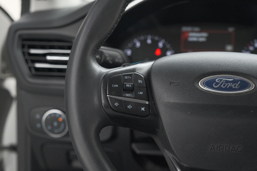 Ford Focus 1.5 EcoBoost Active Business | Lage Kilometerstand | Navigatie | Parkeersensoren | Apple Carplay