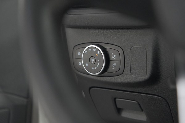 Ford Focus 1.5 EcoBoost Active Business | Lage Kilometerstand | Navigatie | Parkeersensoren | Apple Carplay