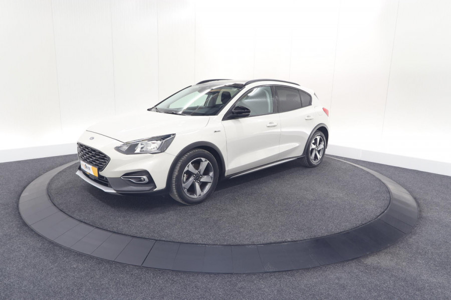 Ford Focus 1.5 EcoBoost Active Business | Lage Kilometerstand | Navigatie | Parkeersensoren | Apple Carplay