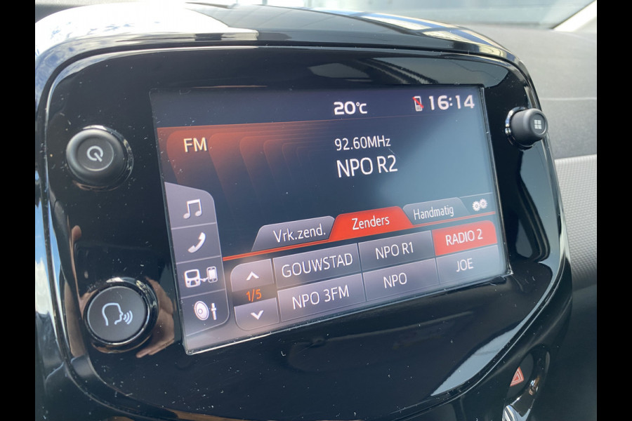 Peugeot 108 1.0 e-VTi Allure CAMERA/CLIMATRONIC/CARPLAY/CRUISE CONTROL