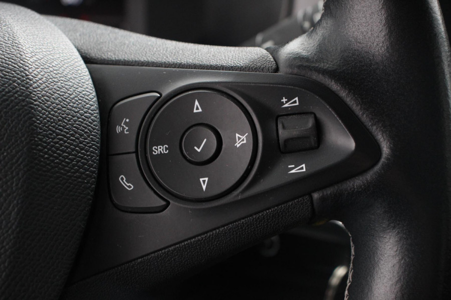 Opel Corsa 1.2 Turbo 102pk Elegance Navigatie Apple Carplay/Android Auto Climate Control Camera Parkeer sensoren V+A Lichtmetalen Velgen Cruise Control