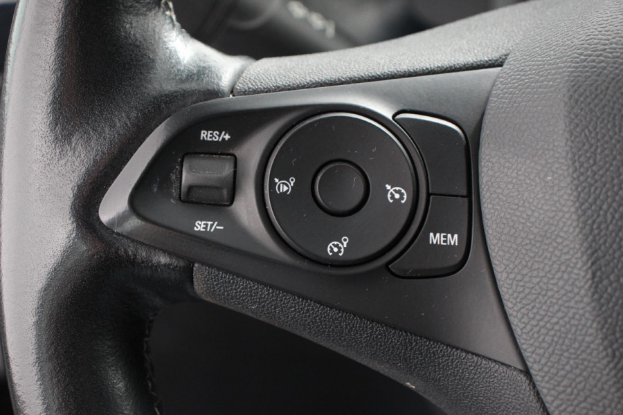 Opel Corsa 1.2 Turbo 102pk Elegance Navigatie Apple Carplay/Android Auto Climate Control Camera Parkeer sensoren V+A Lichtmetalen Velgen Cruise Control