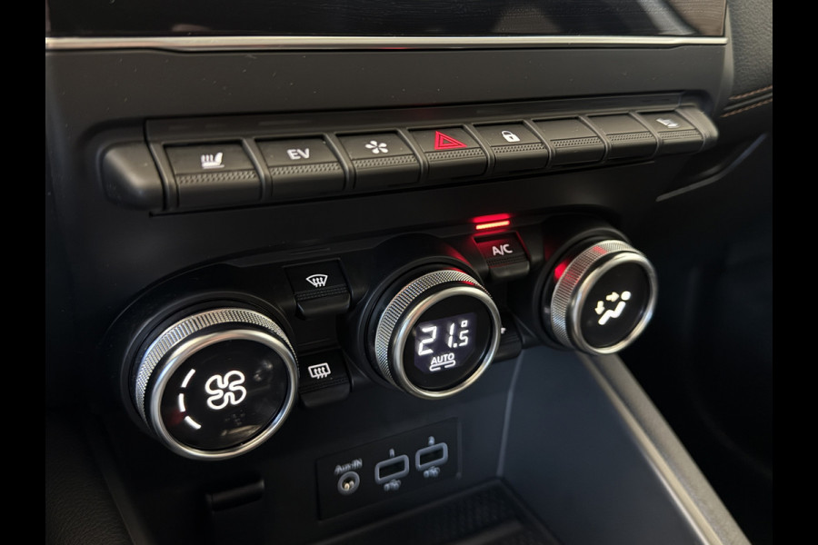 Renault Captur 1.6 E-Tech Plug-in Hybrid 160 Initiale Paris Groot navi | Bose | Leder | 18" | Camera | Volledig Dealer onderhouden!