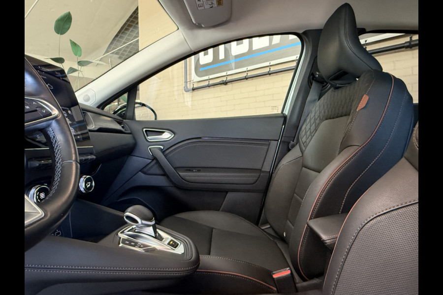 Renault Captur 1.6 E-Tech Plug-in Hybrid 160 Initiale Paris Groot navi | Bose | Leder | 18" | Camera | Volledig Dealer onderhouden!