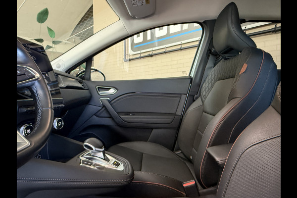 Renault Captur 1.6 E-Tech Plug-in Hybrid 160 Initiale Paris Groot navi | Bose | Leder | 18" | Camera | Volledig Dealer onderhouden!