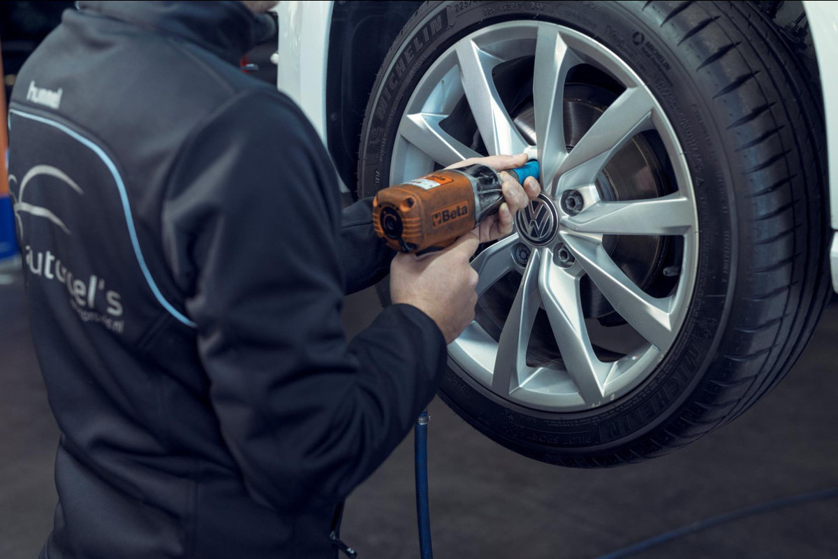 Peugeot 108 1.0 e-VTi / Airco / ALL-Season banden / Bluetooth / 1e Eigenaar / Origineel NED-108 / Facturen onderhoud aanwezig