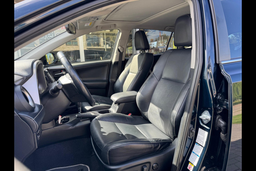 Toyota RAV4 2.5 Hybrid AWD Executive | Trekhaak, Schuifdak, Leer, Geheugenfunctie, 360 Camera, Blind spot, Stoel + Stuuverwarming