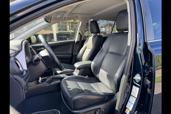 Toyota RAV4 2.5 Hybrid AWD Executive | Trekhaak, Schuifdak, Leer, Geheugenfunctie, 360 Camera, Blind spot, Stoel + Stuuverwarming
