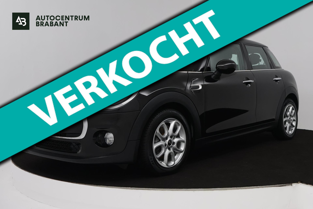 MINI Mini 1.5 One Pepper (NAVIGATIE, PARKEERSENSOREN, CRUISE CONTROL, AUTOMAAT, SFEERVERLICHTING, DEALER ONDERHOUDEN)