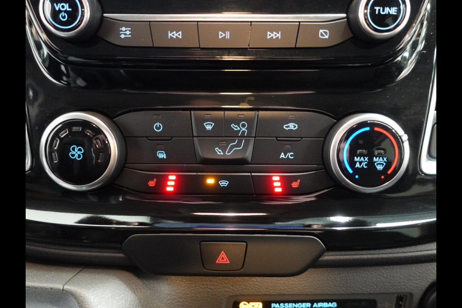 Ford Transit Custom 300 2.0 TDCI L2H1 Limited Dubbele Cabine Navi Airco 2 Schuifdeuren Trekhaak PDC voor & achter Carplay DAB