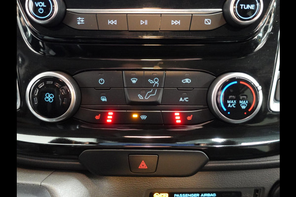 Ford Transit Custom 300 2.0 TDCI L2H1 Limited Dubbele Cabine Navi Airco 2 Schuifdeuren Trekhaak PDC voor & achter Carplay DAB
