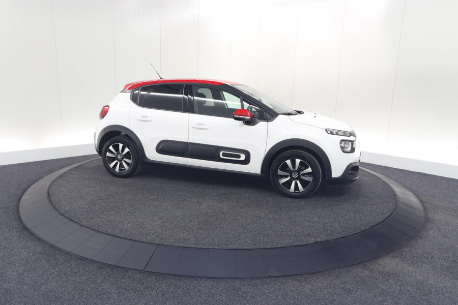 Citroën C3 PureTech 82 Feel Edition | Parkeersensoren | Apple Carplay | Stoelverwarming | 16 Inch Lichtmetalen Velgen