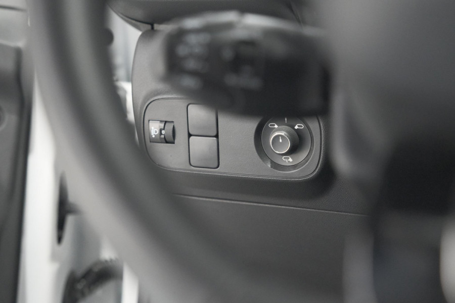 Citroën C3 PureTech 82 Feel Edition | Parkeersensoren | Apple Carplay | Stoelverwarming | 16 Inch Lichtmetalen Velgen