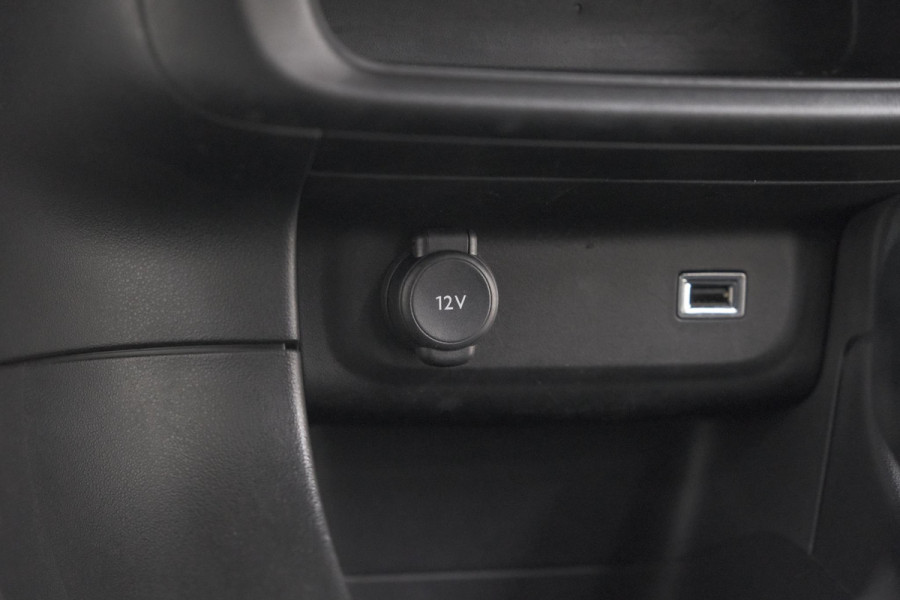 Citroën C3 PureTech 82 Feel Edition | Parkeersensoren | Apple Carplay | Stoelverwarming | 16 Inch Lichtmetalen Velgen