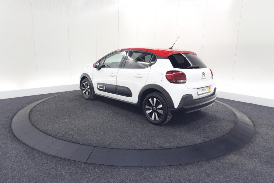 Citroën C3 PureTech 82 Feel Edition | Parkeersensoren | Apple Carplay | Stoelverwarming | 16 Inch Lichtmetalen Velgen