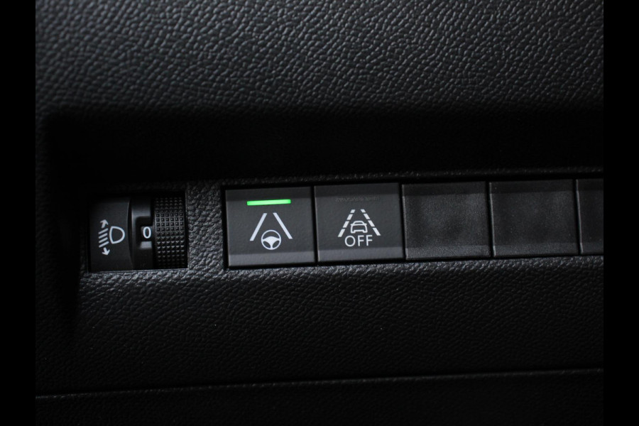 Peugeot 208 1.2 PureTech Allure Pack Climate control Adaptive cruise control LED Achteruitrijcamera Parkeersensor achter Verwarmde voorstoelen Apple Carplay/ Android Auto