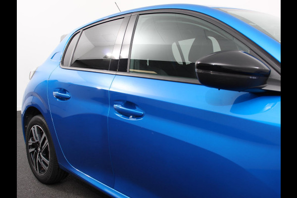 Peugeot 208 1.2 PureTech Allure Pack Climate control Adaptive cruise control LED Achteruitrijcamera Parkeersensor achter Verwarmde voorstoelen Apple Carplay/ Android Auto