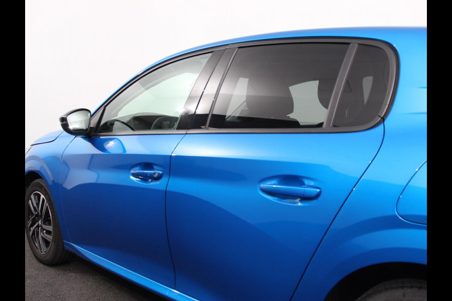 Peugeot 208 1.2 PureTech Allure Pack Climate control Adaptive cruise control LED Achteruitrijcamera Parkeersensor achter Verwarmde voorstoelen Apple Carplay/ Android Auto