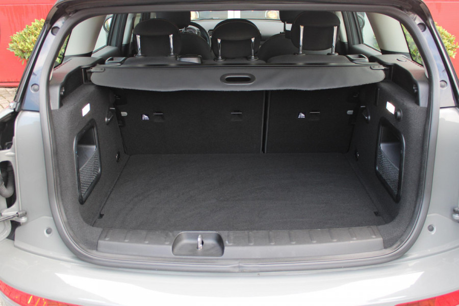 MINI Clubman 1.5 102PK ONE PEPPER BUSINESS | STOEL VERWARMING | CRUISE CONTROL | BLUETOOTH AUDIO | CLIMATE CONTROL | LICHTMETALEN VELGEN 17" JCW | PARKEERSENSOREN ACHTER |