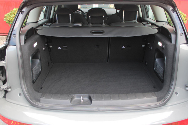 MINI Clubman 1.5 102PK ONE PEPPER BUSINESS | STOEL VERWARMING | CRUISE CONTROL | BLUETOOTH AUDIO | CLIMATE CONTROL | LICHTMETALEN VELGEN 17" JCW | PARKEERSENSOREN ACHTER |