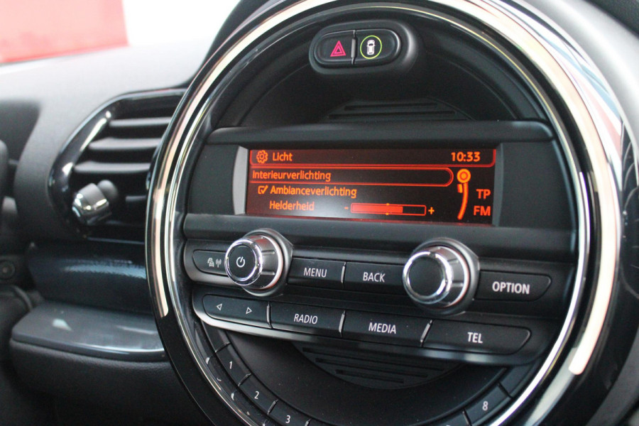 MINI Clubman 1.5 102PK ONE PEPPER BUSINESS | STOEL VERWARMING | CRUISE CONTROL | BLUETOOTH AUDIO | CLIMATE CONTROL | LICHTMETALEN VELGEN 17" JCW | PARKEERSENSOREN ACHTER |