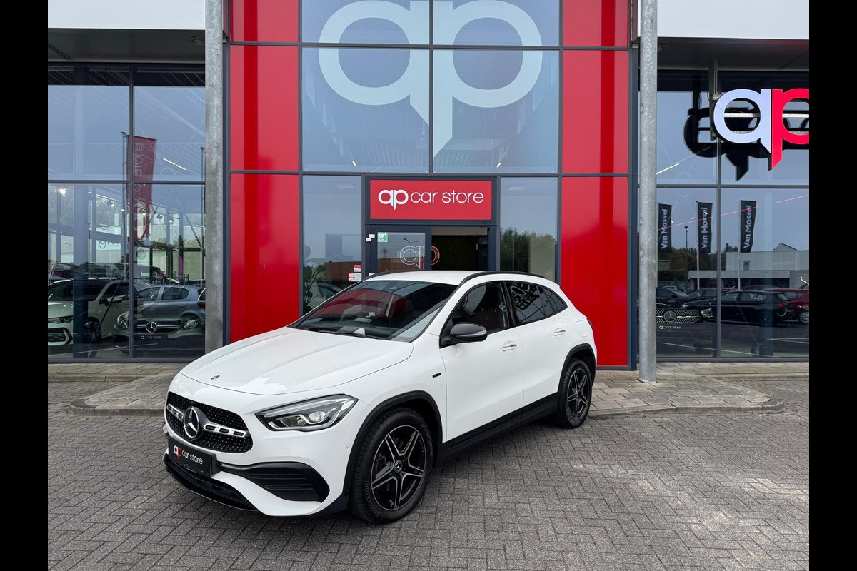 Mercedes-Benz GLA 250 e Business Solution AMG Limited