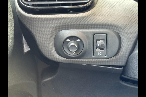 Citroën C4 Cactus 1.2 PT 110 Shine | Trekhaak | Navi | Parkeercamera