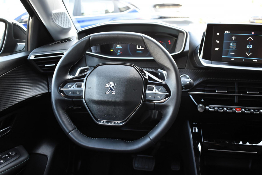 Peugeot 208 1.2 PureTech 100PK Aut. Allure Pack | Carplay | Camera | Adaptive Cruise | Stoelverw. | Incl. garantie