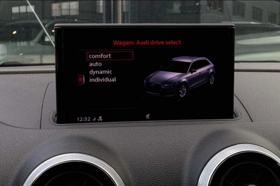 Audi A3 Sportback 1.0 TFSI S-line - LED - NAVI - CRUISE