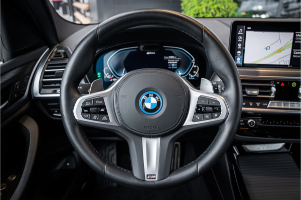 BMW X3 xDrive30e High Executive - M Sport | Memory | HUD | Keyless | Carplay