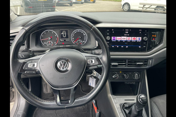 Volkswagen Polo 1.0 TSI Comfortline Connected Series l CarPlay