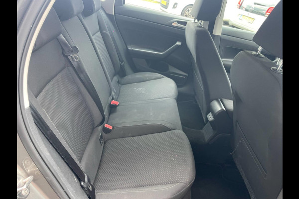 Volkswagen Polo 1.0 TSI Comfortline Connected Series l CarPlay