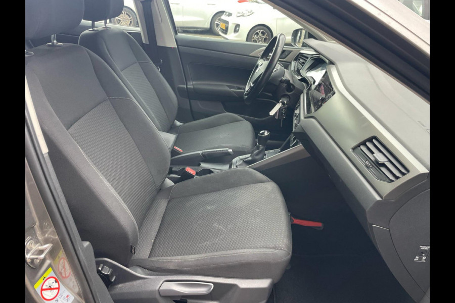 Volkswagen Polo 1.0 TSI Comfortline Connected Series l CarPlay