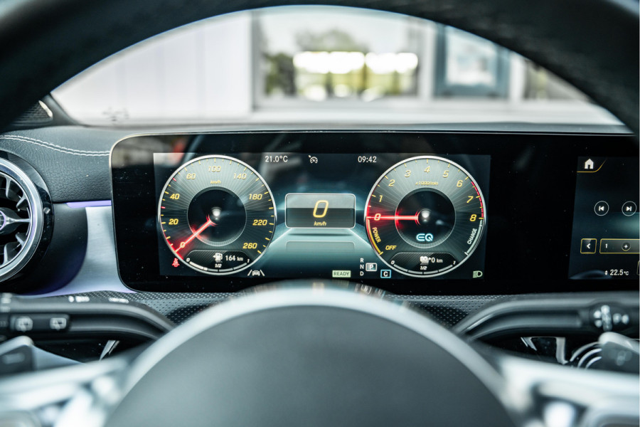 Mercedes-Benz CLA-Klasse Shooting Brake 250e AMG LINE / PANO / TRHK / ACC / APPLE CAR / 18" LMV