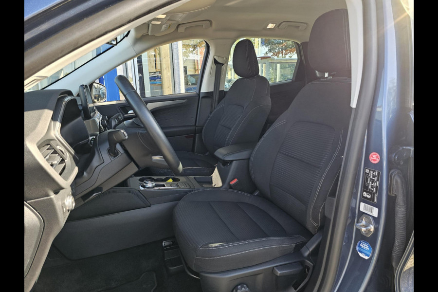 Ford Kuga 2.5 PHEV Titanium 225 pk | Trekhaak | Camera | Winterpack | Keyless entry | PDC v+a | Zéér netjes