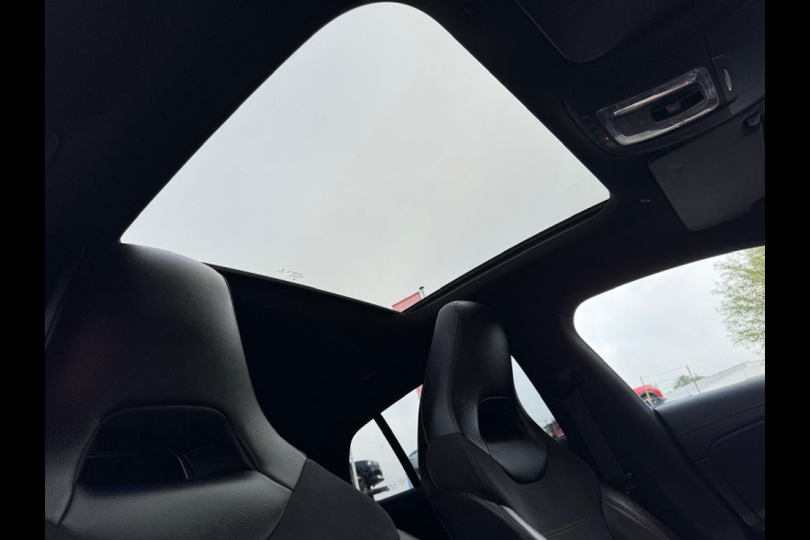 Mercedes-Benz CLA-Klasse Shooting Brake 180 Edition one Panorama AMG pakket