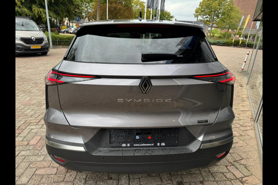Renault Symbioz 1.6 E-Tech full hybrid 145 techno Solarbay Elektr Pano / Navi / Camera / Virt Cockpit
